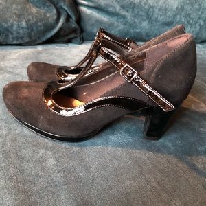 Clarks Black Maryjane Shoes!